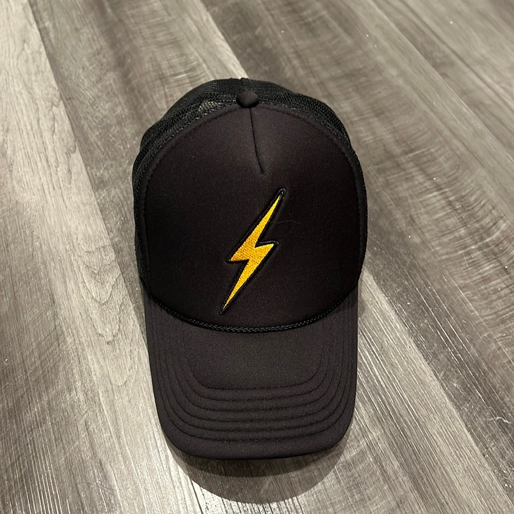 Aviator nation lightning bolt hat